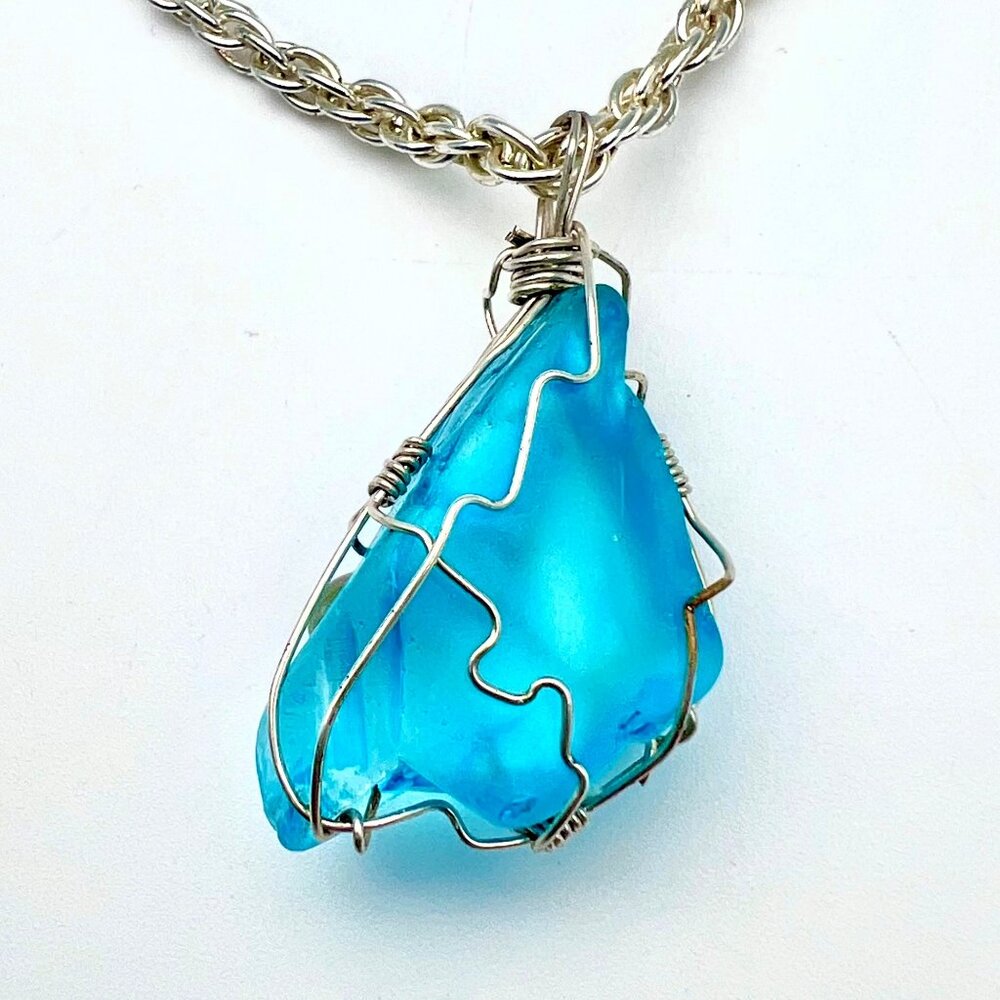 Silver Tone Necklace Wire Wrapped Pendant Handmade - Picture 9 of 10